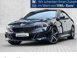 Schwarz Gebraucht 2024 BMW 550e M Sport Limousine | 71.420 € (Fairer Preis)