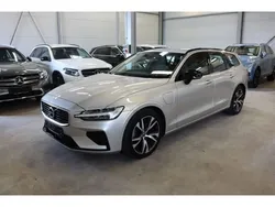 Bright silver metallic / metal Gebraucht 2020 Volvo V60 R-Design Kombi | 27.900 € (Guter Preis)