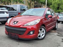 Rouge erythree/sanguine Gebraucht 2011 Peugeot 207 Premium Limousine | 6.490 € (Teuer)