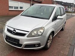 Silber Gebraucht 2006 Opel Zafira Edition Van / Kleinbus | 990 € (Guter Preis)