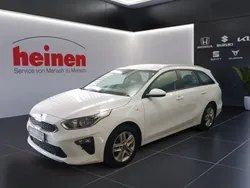 Weiß Gebraucht 2019 Kia Ceed Sportswagon Edition 7 Kombi | 13.999 € (Fairer Preis)