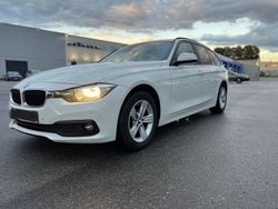 Weiß Gebraucht 2015 BMW 320 Kombi | 10.300 € (Fairer Preis)