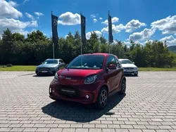 Rot Gebraucht 2021 Smart ForTwo Electric Drive Brabus Cabrio | 19.900 € (Teuer)