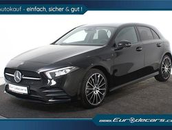 Schwarz Gebraucht 2020 Mercedes A250 AMG line Limousine | 24.850 € (Fairer Preis)