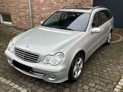 Silber Gebraucht 2007 Mercedes C180 Avantgarde Kombi | 2.800 €