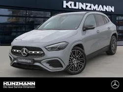 Manufaktur alpingrau uni Gebraucht 2025 Mercedes GLA200 AMG SUV | 43.590 € (Fairer Preis)