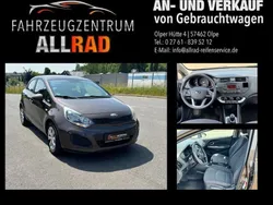 Braun Gebraucht 2014 Kia Rio Attract Limousine | 5.999 € (Fairer Preis)