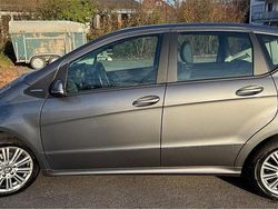Grau Gebraucht 2011 Mercedes A160 Elegance Limousine | 6.950 € (Fairer Preis)