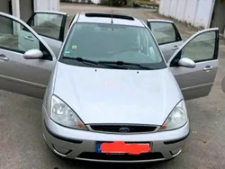 Silber Gebraucht 2003 Ford Focus Limousine | 1.700 € (Fairer Preis)