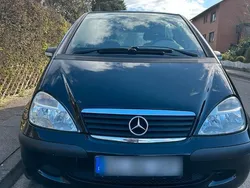 Schwarz Gebraucht 2004 Mercedes A160 Classic Limousine | 1.800 € (Etwas zu teuer)