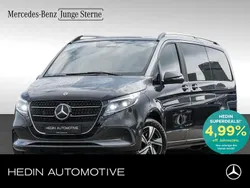 Szary Gebraucht 2024 Mercedes V220 Style Van / Kleinbus | 62.951 € (Fairer Preis)