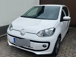 Weiß Gebraucht 2012 VW up! high up! Kleinwagen | 3.500 € (Guter Preis)