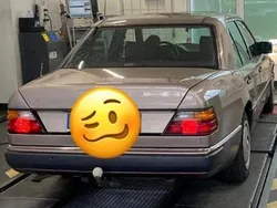 Braun Gebraucht 1993 Mercedes E220 Limousine | 3.500 €