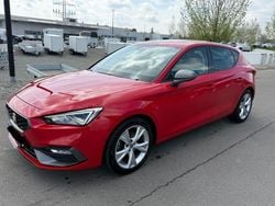 Rot Gebraucht 2022 Seat Leon FR Limousine | 15.000 € (Superpreis)