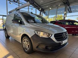 Silber Gebraucht 2023 Mercedes Citan 113 Van / Kleinbus | 25.495 € (Fairer Preis)
