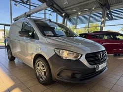 Silber Gebraucht 2023 Mercedes Citan 113 Van / Kleinbus | 26.600 € (Etwas zu teuer)