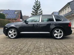 Schwarz Gebraucht 2007 Porsche Cayenne SUV | 14.700 €