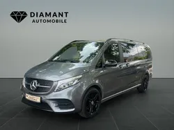 Grau Gebraucht 2021 Mercedes V300 AMG Van / Kleinbus | 53.990 € (Etwas zu teuer)