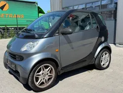 Schwarz Gebraucht 2003 Smart ForTwo Coupé Basis Coupé | 900 €