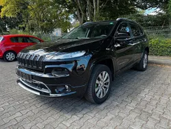 Schwarz Gebraucht 2017 Jeep Cherokee Overland SUV | 7.250 €
