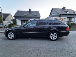 Gebraucht 2006 Mercedes E320 Avantgarde Kombi | 5.400 € (Teuer)