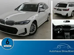 Weiß Gebraucht 2024 BMW 320 M Sport Kombi | 37.890 € (Guter Preis)