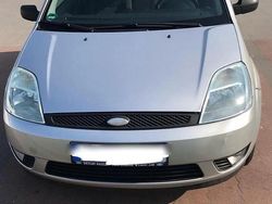 Silber Gebraucht 2003 Ford Fiesta Kleinwagen | 950 € (Fairer Preis)