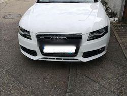Weiß Gebraucht 2011 Audi A4 Attraction Kombi | 13.500 €