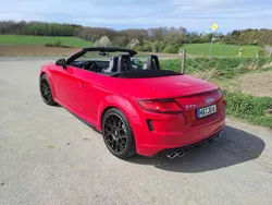 Rot Gebraucht 2020 Audi TT Roadster Cabrio | 43.500 €