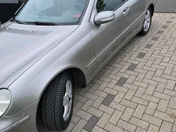 Gebraucht 2005 Mercedes C200 Limousine | 2.200 €