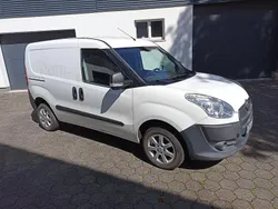Weiß Gebraucht 2012 Fiat Doblò Van / Kleinbus | 4.450 € (Guter Preis)