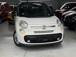 Schwarz Gebraucht 2016 Fiat 500L Living Van / Kleinbus | 10.600 € (Fairer Preis)