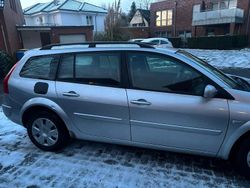 Grau Gebraucht 2009 Renault Mégane GrandTour Kombi | 2.150 € (Guter Preis)