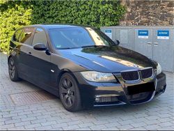 Schwarz Gebraucht 2005 BMW 330 M Sport Kombi | 5.300 € (Teuer)