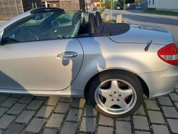 Silber Gebraucht 2005 Mercedes SLK200 Cabrio | 6.000 € (Fairer Preis)