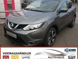 Grau metallic Gebraucht 2017 Nissan Qashqai N-Connecta SUV | 22.990 €