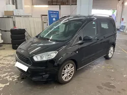 Iridiumschwarz metallic Gebraucht 2016 Ford Tourneo Courier Titanium Van / Kleinbus | 10.455 € (Fairer Preis)