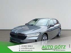 Grau Neu 2025 Skoda Superb SportLine Kombi | 52.790 € (Fairer Preis)