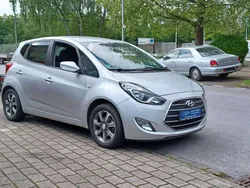 Platinum silver / met Gebraucht 2019 Hyundai ix20 Space Van / Kleinbus | 15.990 € (Etwas zu teuer)