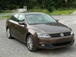 Braun Gebraucht 2012 VW Jetta Limousine | 6.750 € (Fairer Preis)