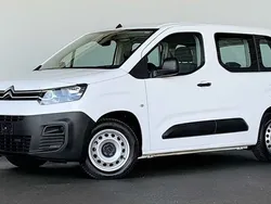 Weiss / polarweiss / uni Gebraucht 2021 Citroën Berlingo Van / Kleinbus | 18.750 € (Fairer Preis)