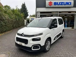 Blanc banquise Gebraucht 2021 Citroën Berlingo Shine Van / Kleinbus | 18.200 € (Fairer Preis)