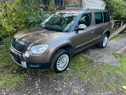 Andere farben Gebraucht 2013 Skoda Yeti SUV | 4.400 € (Fairer Preis)