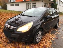 Schwarz Gebraucht 2011 Opel Corsa Color Edition Kleinwagen | 1.990 € (Guter Preis)