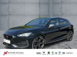 Mitternachtsschwarz Gebraucht 2022 Cupra Leon VZ Limousine | 30.960 € (Fairer Preis)