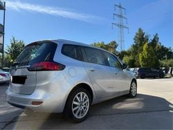 Grau Gebraucht 2012 Opel Zafira Limousine | 6.000 €