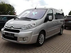 Silber Gebraucht 2014 Citroën Jumpy Exclusive Van / Kleinbus | 17.990 €