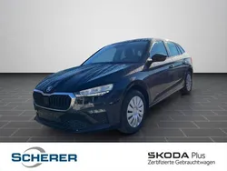 Blackmagic perleffekt Gebraucht 2024 Skoda Scala Essence Kleinwagen | 17.500 € (Guter Preis)