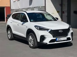 Weiß Gebraucht 2019 Hyundai Tucson Style SUV | 22.900 € (Etwas zu teuer)
