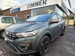 Zederngrün Neu 2025 Dacia Sandero Extreme Kleinwagen | 18.990 € (Fairer Preis)
